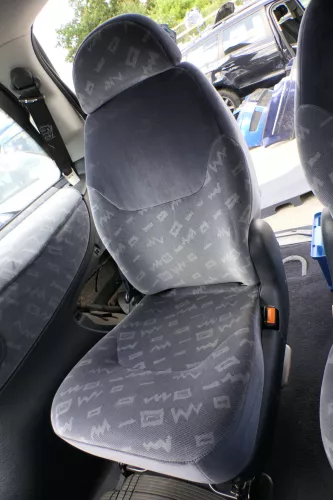 VW Sharan 7M Alhambra 7V Ford Galaxy 1x Sitz hinten rechts Rücksitz 6+7 Sitz (129991)