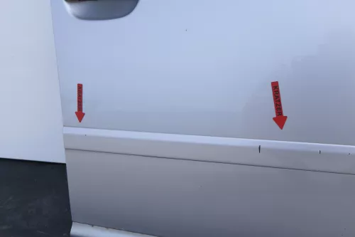 Audi A6 4B C5 Tür Türblatt vorne rechts Beifahrertür silber LY7W (130053)