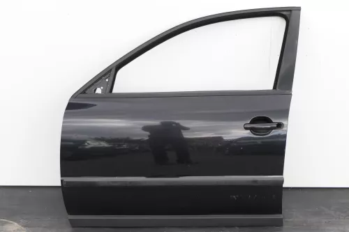 VW Passat 3B 3BG Kombi + Limo Tür vorne links Fahrertür schwarz LC9Z metallic me