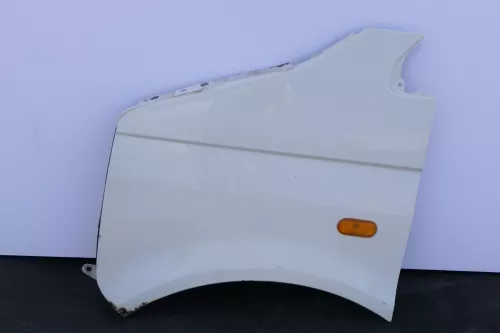VW T5 Kotflügel vorne links weiß R902   7H0821101E