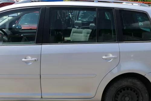 VW Touran 1T3 1T Tür hinten links Fahrerseite silber LA7W reflexsilber 189,99