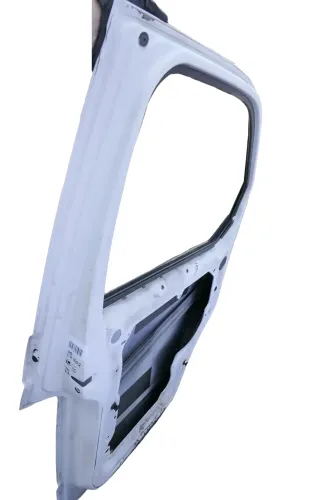 VW T5 Tür vorne links Fahrertür weiß R902 (ohne jegliche Anbauteile) (130325)