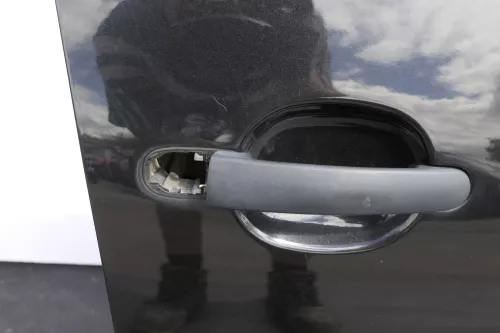 VW Golf 4 Bora Tür vorne rechts Beiahrertür 4/5-Türer+ Kombi Avant schwarz LC9Z (130442)