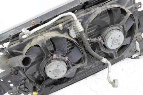 VW Caddy 9K Polo Schloßträger Rahmen Kühler 628mmx377 6K0805591T mit Klima (130462)