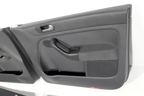 VW Golf Plus 5M 4x Türverkleidung Verkleidung Tür vorn hinten links anthrazit öö (130561)