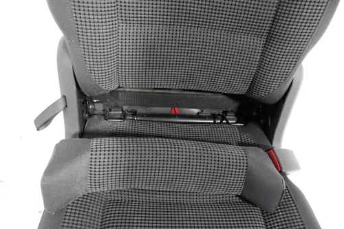 VW Touran 1T Sitz hinten links (1. Reihe) Rücksitz anthrazit - 130923 Iso Fix (130923)