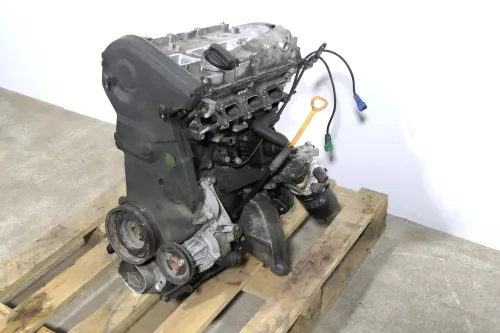 VW Passat 3B A4 A6 Motor APU AEB 1.8T 110kw 150PS  - OHNE Anbauteile - 178.000km (140063)