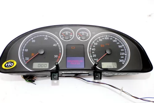VW Passat 3BG Tacho Tachometer Kombiinstrument 228.000km 3B0920829A Diesel TDI