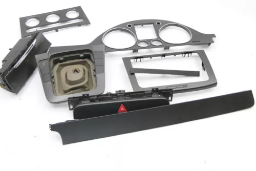 VW Passat 3C Mittelkonsole Verkleidung Radio Klappe Abdeckung Dekor dark