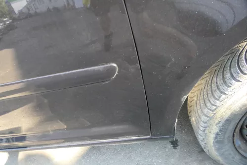 VW Touran 1T 1T3 Tür vorne rechts Beifahrertür schwarz LC9X bla- ohne Anbauteile (140443)