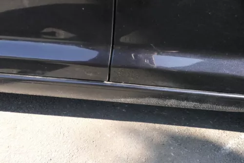 VW Touran 1T 1T3 Tür vorne rechts Beifahrertür schwarz LC9X bla- ohne Anbauteile (140443)