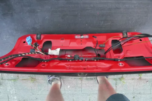 Audi A3 8L bis cBj. ca1999 Heckklappe Kofferraumklappe Klappe hinten rot LY3H la (140561)