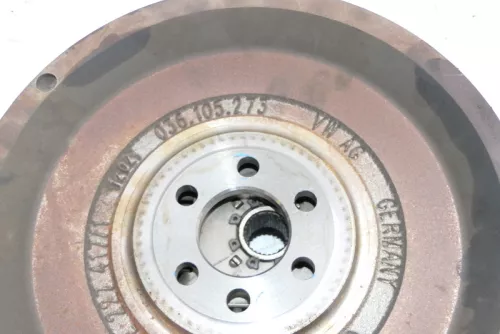 VW Golf 7 A3 Schwungrad Schwungscheibe Kupplung 1,2 CJZB PTB 48.000km (140664)