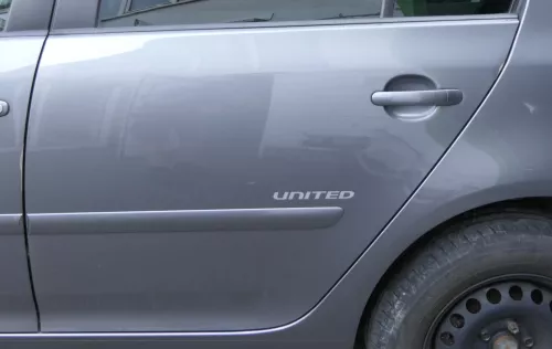 VW Golf 5 V 1K Tür nur das Türblatt hinten links 4/5-Türer grau LA7T