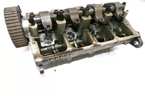 VW Passat 3C Golf Zylinderkopf Kopf 2,0 TDI  Motor BMP BMM 8V (141047)