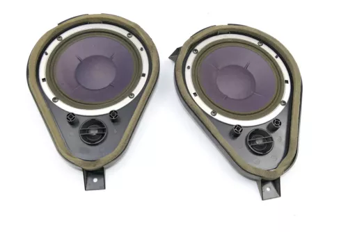 VW Golf 3 4 Cabrio hinten links + rechts Lautsprecher Halter Halterung Box Boxen