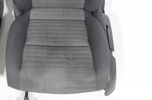 1x VW Touran 1T 1T3 Golf 5 1K Sitz Fahrersitz vorne links Fahrersitz   F1I301 (141549)