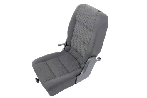 VW Touran Sitz hinten rechts (hinter Beifahrersitz) Rücksitz anthrazit f Isofix (141582)