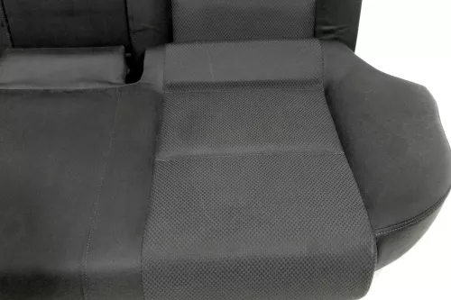 Audi A4 B6 B7 8E Limousine Sitz Rückbank Rücksitzbank hinten schwarz II (141642)