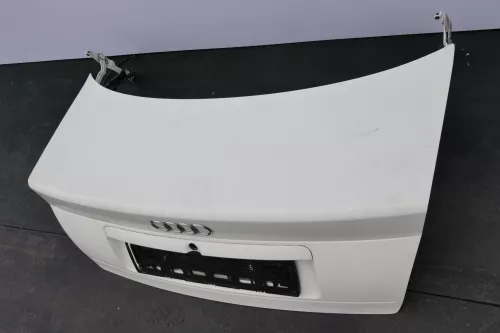Audi A4 B5 Heckklappe hinten Klappe Kofferraumklappe Limousine weiß LY9G (141709)