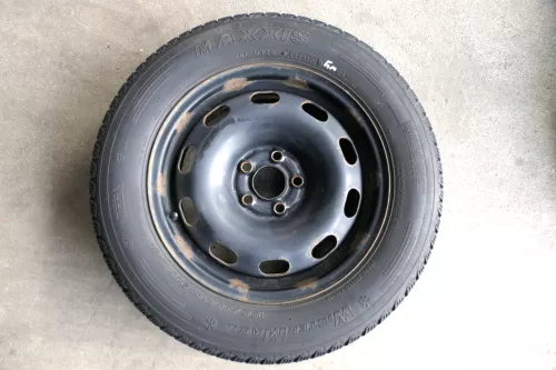 4x VW Golf 4 Bora 195/65 R15 91T Winterreifen M+S Reifen 6jx15H2 ET38 ca. 5 mm (141777)