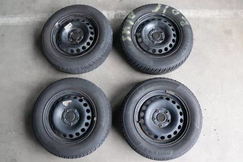 VW Golf 6 Touran 1T 195/65 R15 91T Winterreifen M+S Felgen Reifen M&S ca.7mm Pro