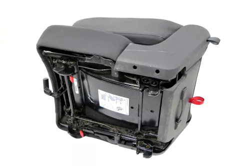 VW Touran Sitz hinten rechts (hintern Beifahrersitz) Rücksitz Isofix (141813)