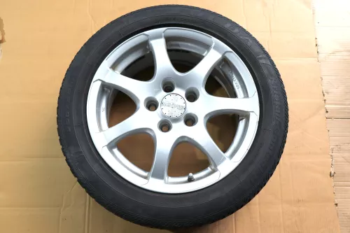 VW Golf Touran Alufelgen Winterreifen M&S Reifen Felgen 205/55 R16 91H - 4-5mm (142038)