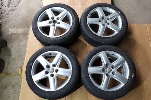 Audi A6 4F Alufelgen Winterreifen Reifen Felgen 225/50 R17 98H 4F0601025AF 3-5mm