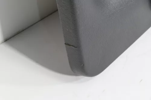 VW Polo 6N Türverkleidung Verkleidung Tür vorne links 2/3-Türer lila schwarz (142183)