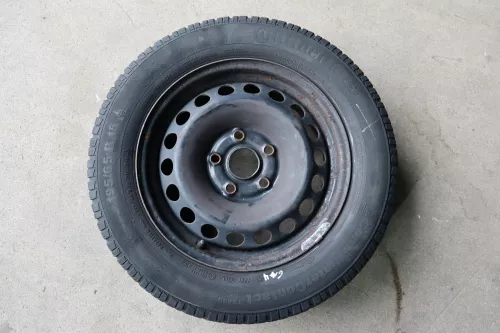 VW Golf 6 Touran 1T 195/65 R15 91T Winterreifen M+S Felgen Reifen M&S ca. 4-8mm (142209)