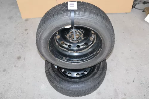 2x Polo 6R 9N Ibiza Felgen185/65R15 88T Winterreifen M+S 6jx15 ET38 Reifen 7-8mm (142272)