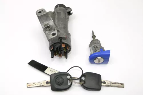 VW Polo 9N 9N3 Schloßsystem 1x links Türschloß & 2x Schlüssel Schloß Zündschloß (142377)