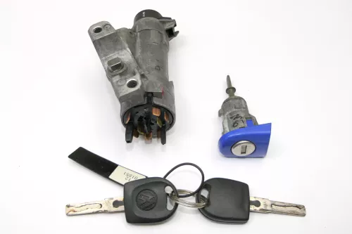 VW Polo 9N 9N3 Schloßsystem 1x links Türschloß & 2x Schlüssel Schloß Zündschloß (142377)
