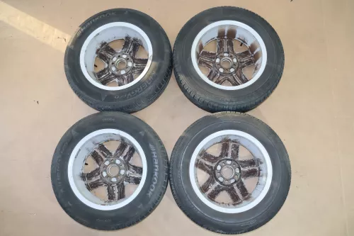 VW Golf 4 Bora Beetle Alufelgen Felgen 195/65 R15 Sommerreifen 1J0601025Q 2-4mm (142580)
