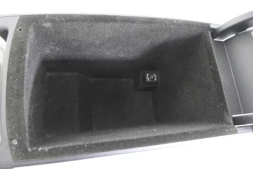 VW Passat 3C Mittelarmlehne Armlehne Fach Deckel Leder grau 3C0864207M (142675)