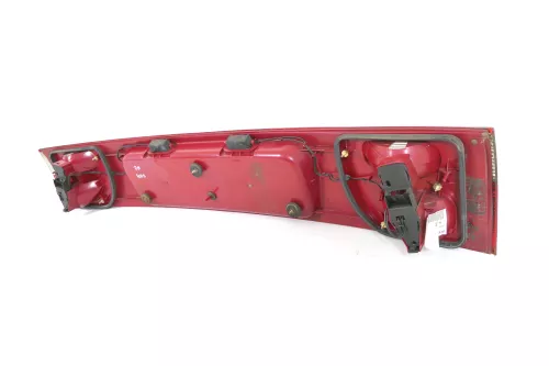 Ford Galaxy Rücklicht Mitte Rückleuchtenband Heckleuchte 95VW13A582BD (142838)