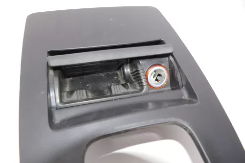 VW Sharan 7M Becherhalter Mitteltunnel Aschenbecher Verkleidung Anzünder (143012)