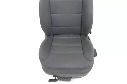 Audi A3 8L Sitz Fahrersitz vorne links 2/3-Türer klappbar höhenverstellbar Lehne (143773)