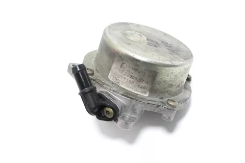 Skoda Superb A6 A4  Unterdruckpumpe Dieselpumpe AKE 2,5l TDI 114kw 059145100B