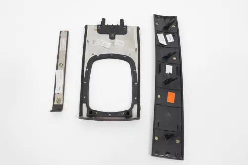 Audi A6 4B C5 Verkleidung Klappe Abdeckung Dekor Holz Optik Nußbaum 2UQ (144183)