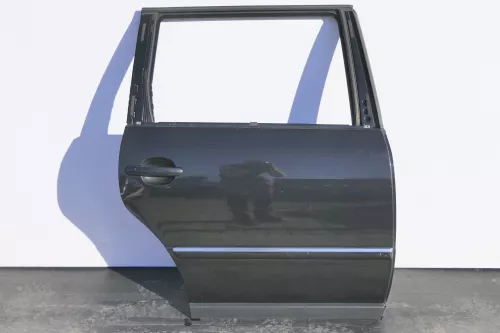 VW Passat 3B 3BG Kombi Variant Tür hinten rechts schwarz LC9Z black magic met