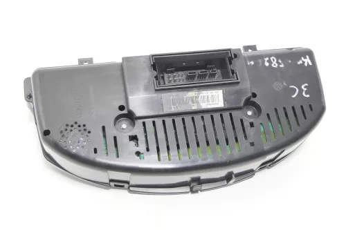 VW Passat 3C Tacho Tachometer 158.000km 3C0920871E Diesel TDI Kombiinstrument (144353)