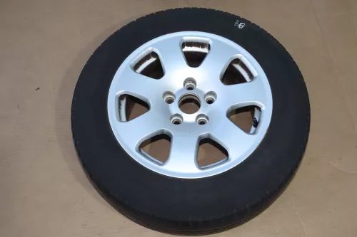 Audi A4 8E A6 4B Alufelgen Felgen 195/65 R15 91V 8E0601025 Sommerreifen 0-3mm (144435)