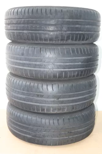 VW Golf 5 6 Touran Sommerreifen Reifen Felgen 195/65 R15 91H Caddy    3-5mm (144445)