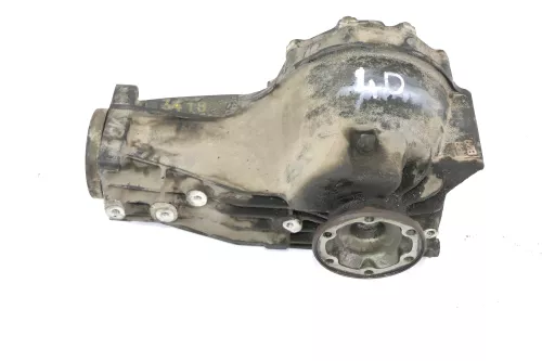 Audi A8 4D Quattro Allrad Getriebe hinten Differential 01R500043E CGV DNU (144821)