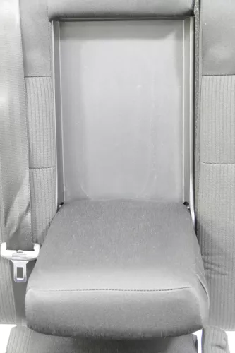 VW Passat 3B 3BG Kombi Variant Sitz Rückbank Rücksitzbank 3 Punkt Gurt - 130654 (144958)