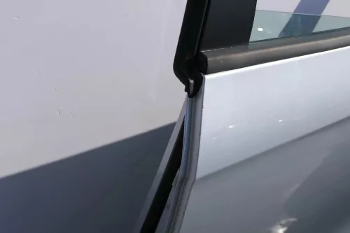 VW Passat 3C Kombi Variant Tür hinten links silber LA7W -OHNE Anbauteile (145087)