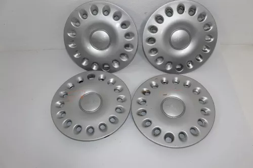 4x VW Polo 6N2 Lupo Felgen 13 Zoll Radkappen Radkappe 6K0601147B (145128)
