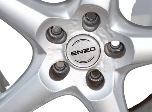 VW Passat 3C Golf Reifen Winterreifen 225/70 R16 107S Alufelgen Felgen KBA 46593 (145352)